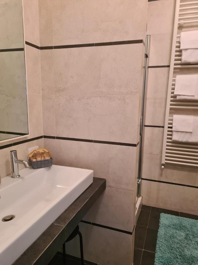 Piazza Italia Luxury Apartment Chianciano Terme Bagian luar foto
