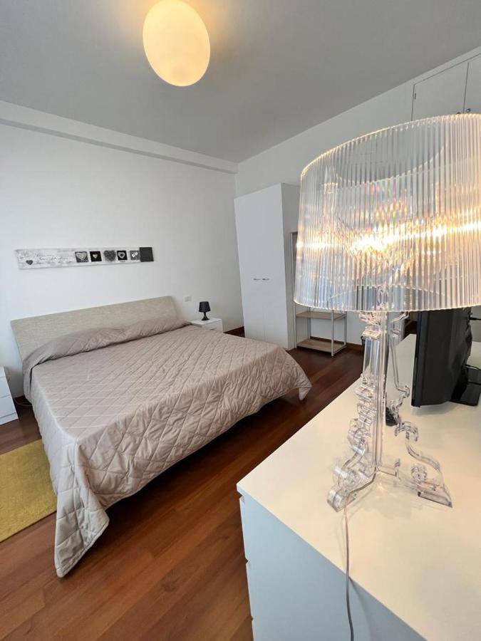 Piazza Italia Luxury Apartment Chianciano Terme Bagian luar foto